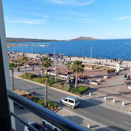 Residence La Corniche Etage 2 Nador Bagian luar foto
