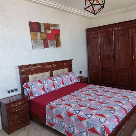 Residence La Corniche Etage 2 Nador Bagian luar foto