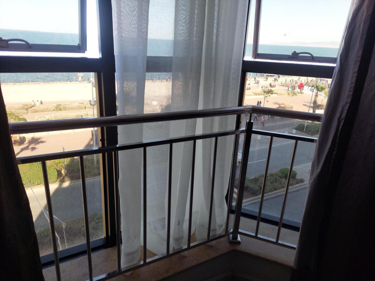 Residence La Corniche Etage 2 Nador Bagian luar foto