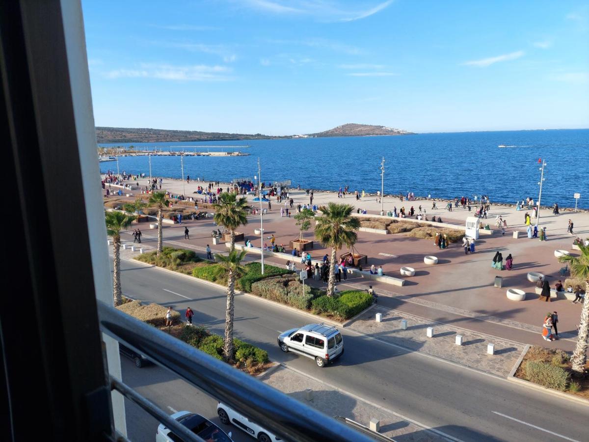 Residence La Corniche Etage 2 Nador Bagian luar foto