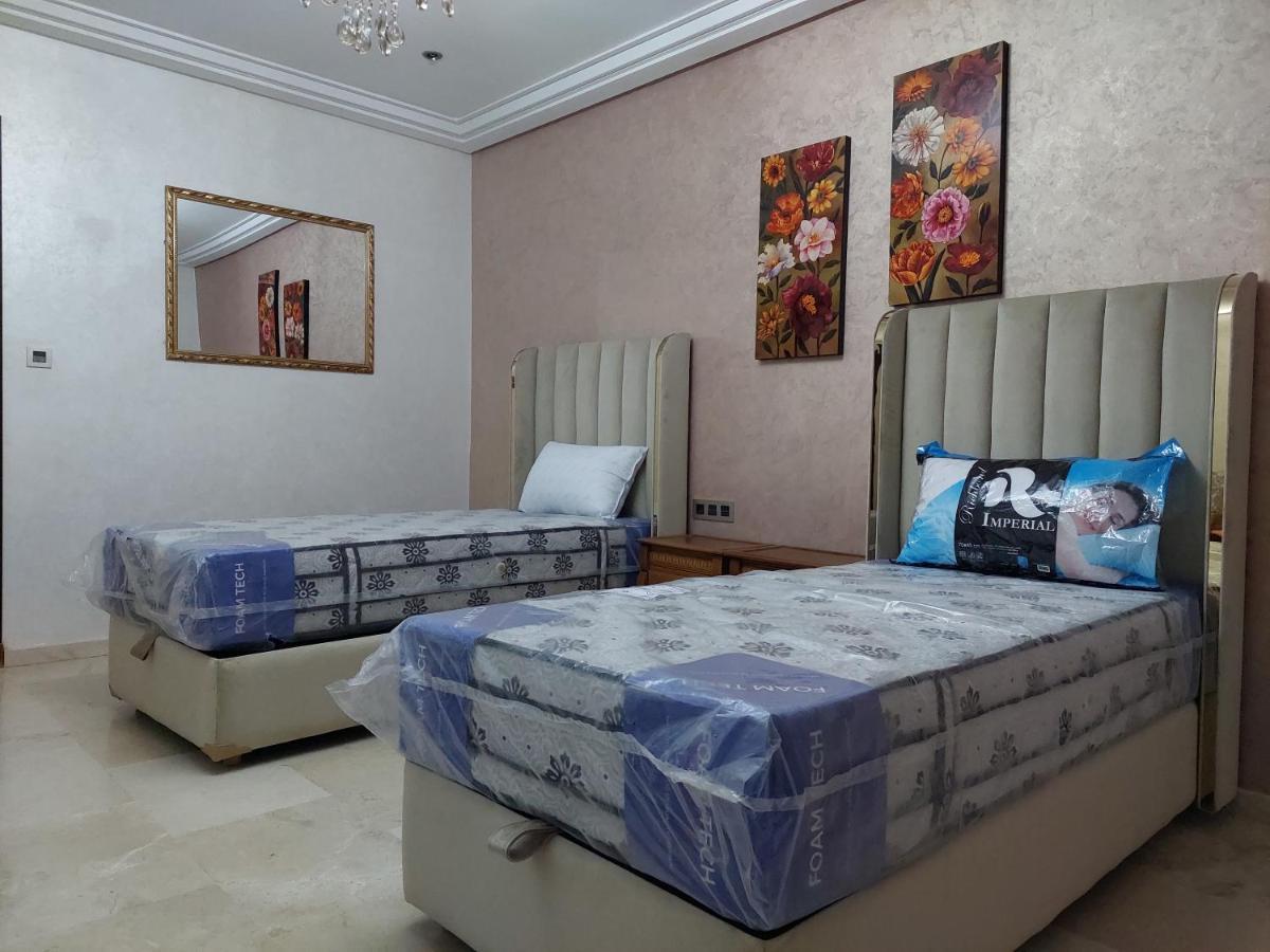 Residence La Corniche Etage 2 Nador Bagian luar foto