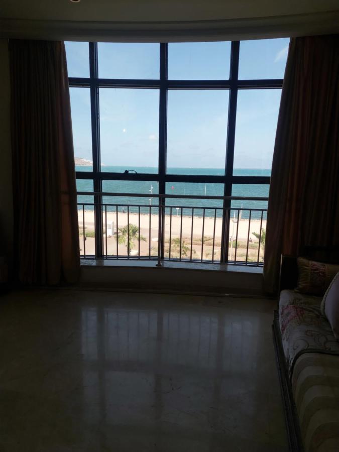Residence La Corniche Etage 2 Nador Bagian luar foto